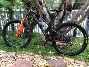 carbonjack-29er-enduro-bike-on-en932-carbon-wheelset