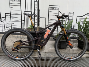 light-bicycle-en932-carbon-wheelset-on-santa-cruz-mtb-frame-29er