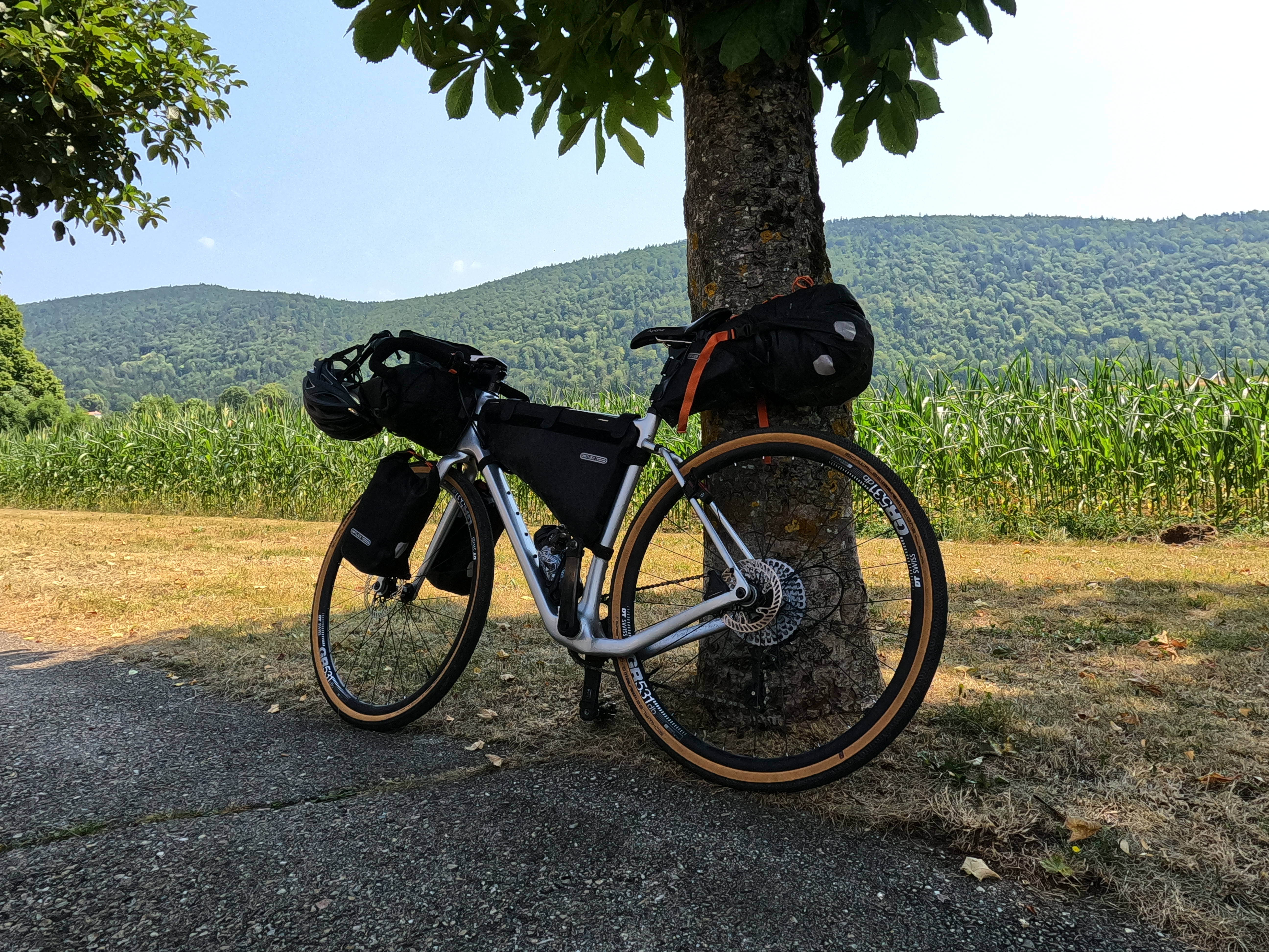 Light-Bicycle-Journey-gravel-bikepacking-bike