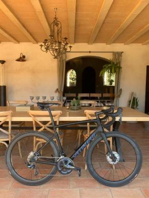 carbon-fiber-700C-rims-specialized-road-bicycle