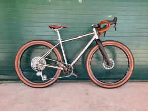 light-bicycle-wr35-650b-gravel-wheelset-with-wtb-byway-47c-tires-review
