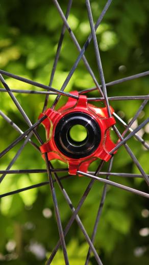 light-bicycle-ag48-disc-review-wide-gravel-aero-wheels-laced-to-tune-hubs