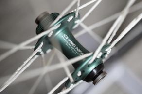 light-bicycle-airia-32-disc-all-road-carbon-wheelset-laced-to-berd-spokes