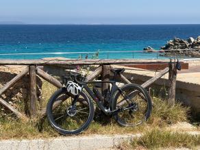 light-bicycle-airia-55-disc-review-extraordinary-tech-stunning-looks