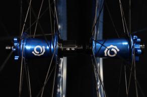light-bicycle-am930s-29-inch-mtb-wheels-12k-weave-custom-build