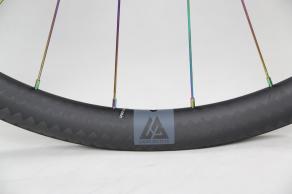 light-bicycle-ar36-disc-brake-12k-carbon-road-wheel-pillar-oil-slick-spokes