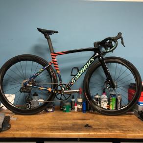 specialized-s-works-custom-paint-bike-on-lightbicycle-ar45-wheels