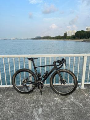 cannondale-super-six-lab71-on-light-bicycle-ar55-carbon-wheels