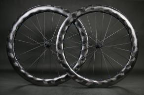 light-bicycle-x-flow-ar565-disc-brake-carbon-wheelset-dt-swiss-240-exp