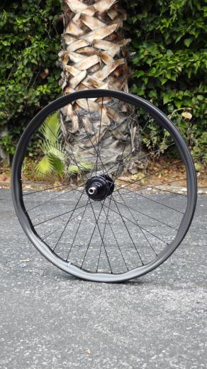 light-bicycle-eh935s-review-built-for-e-bike-trail-abuse