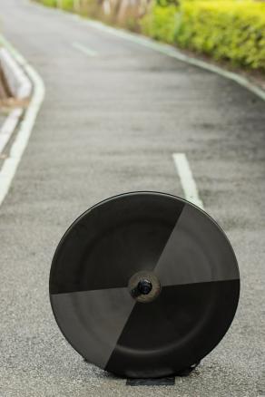 light-bicycle-flash-c25-carbon-disc-wheel-rear-tt-triathlon