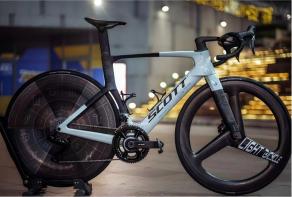 light-bicycle-flash-c25-custom-build-on-a-scott-bike