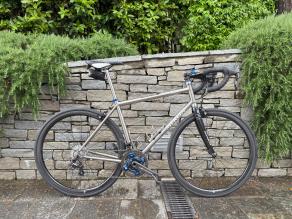light-bicycle-r35-custom-build-on-merlin-agilis
