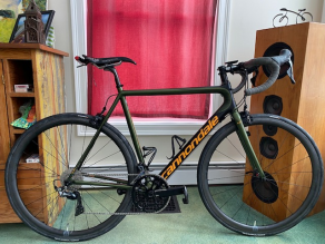 cannondale-rim-brake-bike-with-light-bicycle-r35-carbon-rim-brake-wheels