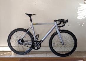 light-bicycle-r45-custom-build-on-ride1up-roadster-v2