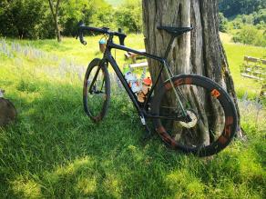 light-bicycle-r55-55mm-carbon-bike-rim-installed-on-cannondale-synapse
