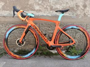 pinarello-prince-fx-on-light-bicycle-custom-paint-carbon-wheels