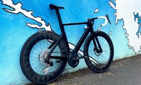 custom-road-aero-bike-wheels-custom-decal