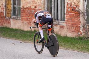 light-bicycle-carbon-aero-wheels-for-time-trial-races