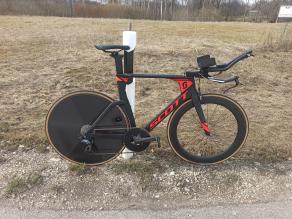 light-bicycle-time-trial-bike-wheelset-65mm-deep-front-ufo-disc-wheel-rear