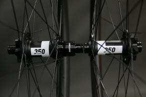 light-bicycle-rm29c07-dt-swiss-350-boost-mtb-wheelset-29er