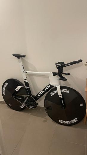 light-bicycle-surge-c19-disc-best-track-disc-wheels-custom-build