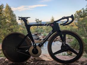 light-bicycle-surge-c19-disc-triflow-c21-disc-review-exceptional-strength-durability