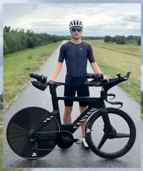 light-bicycle-front-triflow-c22-trispoke-wheel-and-rear-precisionx-c22-disc-wheel-anniversary-sale-photo-contest
