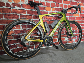 light-bicycle-carbon-spokes-custom-build-turbo-50-disc-brake
