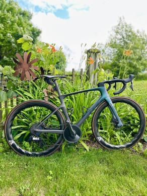light-bicycle-turbo-50-disc-speed-hub-gen-2-build-on-a-scott-bike