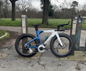 light-bicycle-turbo78-disc-custom-carbon-rims-24-holes