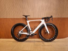 light-bicycle-turbo-78-disc-all-road-carbon-wheelset-laced-to-dt-swiss-370-hubs
