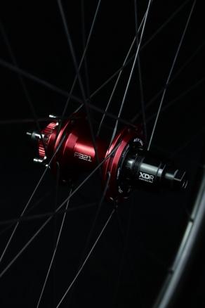 light-bicycle-wg44-disc-best-wide-gravel-wheels-project-321-custom-build