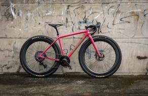 light-bicycle-wg55-disc-brake-wide-gravel-custom-carbon-wheelset-installed-on-specialized-crux-