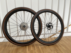 light-bicycle-wr38-carbon-gravel-bike-wheelset-custom-build