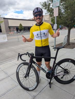 light-bicycle-airia-52-disc-review-head-turners-on-the-race-course